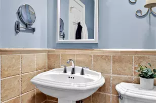 21 Travers St, Manhasset, NY 11030 - Photo 22
