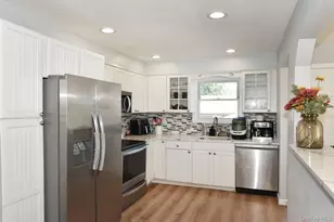 10 Miller Ave, Central Islip, NY 11722 - Photo 12