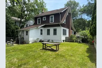 35 Fairview Avenue, Port Washington, NY 11050 - Photo 4