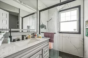 41 Moffitt Blvd, East Islip, NY 11730 - Photo 8