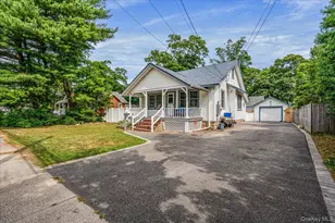 41 Moffitt Blvd, East Islip, NY 11730 - Photo 2