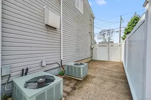 408 N Broome Ave, Lindenhurst, NY 11757 - Photo 8