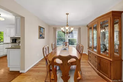 68 Bolton Avenue, White Plains, NY 10605 - Photo 8