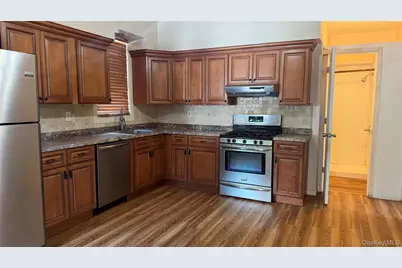 417 Baker Street #B, Poughkeepsie, NY 12603 - Photo 2