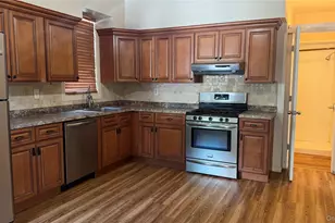 417 Baker St, Poughkeepsie, NY 12603 - Photo 2
