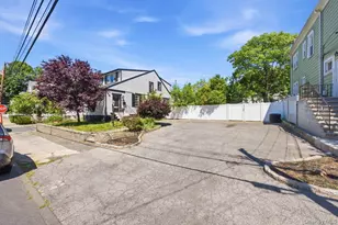 172 Crescent Pl, Yonkers, NY 10704 - Photo 4