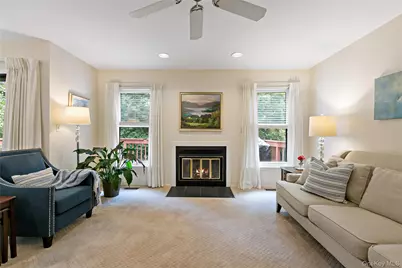 191 Horseshoe Circle, Ossining, NY 10562 - Photo 4