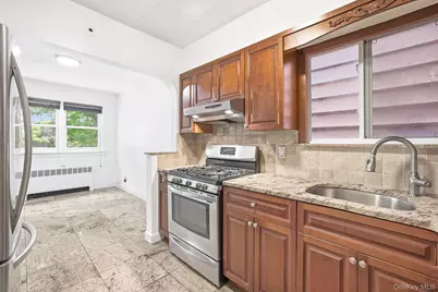 4223 Digney Avenue, Bronx, NY 10466 - Photo 6