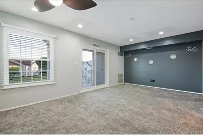 80 Fairview Circle, Middle Island, NY 11953 - Photo 6