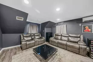 14 Benmor Ct, Plainview, NY 11803 - Photo 16