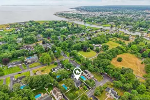 10 Boyd Ave, Bay Shore, NY 11706 - Photo 36