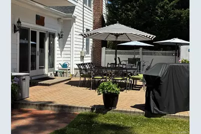 10 Boyd Avenue, Bay Shore, NY 11706 - Photo 32