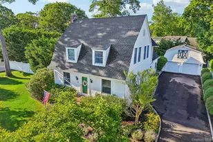 10 Boyd Ave, Bay Shore, NY 11706 - Photo 2