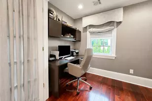 6 Boxwood Way, Manhasset, NY 11030 - Photo 18