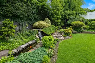 6 Boxwood Way, Manhasset, NY 11030 - Photo 44