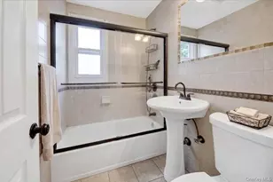 115 Young Ave, Yonkers, NY 10710 - Photo 12