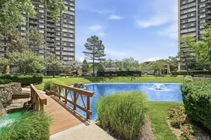 2 Bay Club Dr, Bayside, NY 11360 - Photo 30