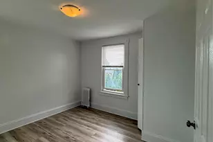 604 1st Ave, New Hyde Park, NY 11040 - Photo 8