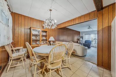107 W Walnut Street, Farmingdale, NY 11735 - Photo 6