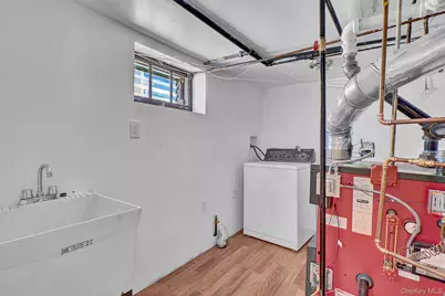 100 Irving Avenue, Floral Park, NY 11001 - Photo 26