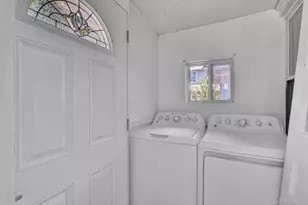 100 Irving Ave, Floral Park, NY 11001 - Photo 30