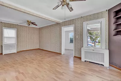 100 Irving Avenue, Floral Park, NY 11001 - Photo 20