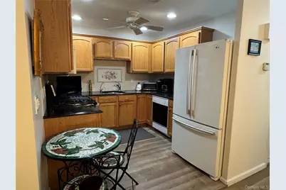 891 Altessa Boulevard, Melville, NY 11747 - Photo 4