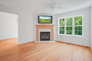 4003 Ridgecrest Dr, Wappingers Falls, NY 12590 - Photo 12