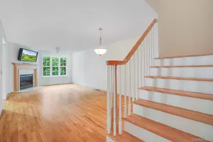4003 Ridgecrest Dr, Wappingers Falls, NY 12590 - Photo 8