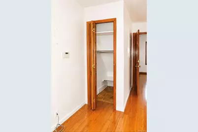 11403 111th Avenue, Ozone Park, NY 11420 - Photo 8