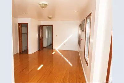 11403 111th Avenue, Ozone Park, NY 11420 - Photo 2