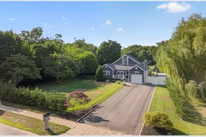 17 Woodlawn Avenue, East Moriches, NY 11940 - Photo 44