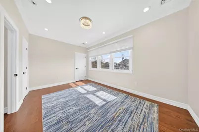 19 6th Street, New Hyde Park, NY 11040 - Photo 18