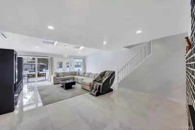119 Scooter Lane, Hicksville, NY 11801 - Photo 10
