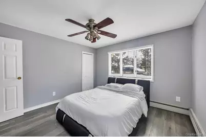 119 Scooter Lane, Hicksville, NY 11801 - Photo 24