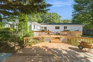26 Huxley Ln, Ronkonkoma, NY 11779 - Photo 32