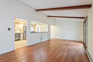 26 Huxley Ln, Ronkonkoma, NY 11779 - Photo 12