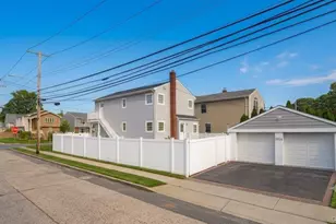 3914 Waverly Ave, Seaford, NY 11783 - Photo 2
