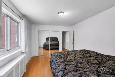263-53 74th Avenue #90E31, Glen Oaks, NY 11004 - Photo 10