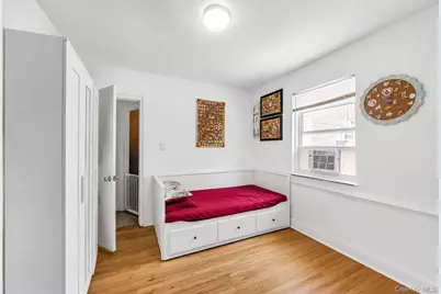 263-53 74th Avenue #90E31, Glen Oaks, NY 11004 - Photo 14