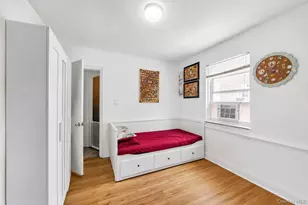263-53 74th Ave, Glen Oaks, NY 11004 - Photo 14