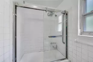 263-53 74th Ave, Glen Oaks, NY 11004 - Photo 12