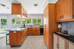 21 Vail Rd, Poughkeepsie, NY 12603 - Photo 10