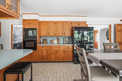 21 Vail Road, Poughkeepsie, NY 12603 - Photo 14