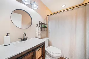 44 Niagara St, Miller Place, NY 11764 - Photo 16