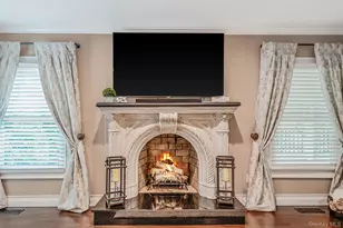 44 Niagara St, Miller Place, NY 11764 - Photo 10