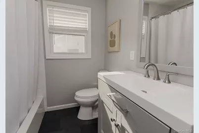 16 Heath Lane, East Northport, NY 11731 - Photo 20