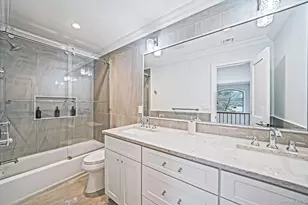 665 Mount Sinai-Coram Rd, Mount Sinai, NY 11766 - Photo 16