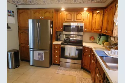 1396 Van Nostrand Place, Merrick, NY 11566 - Photo 4