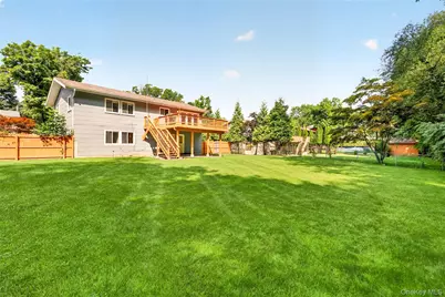10 Lighthouse Court, Stony Point, NY 10986 - Photo 2